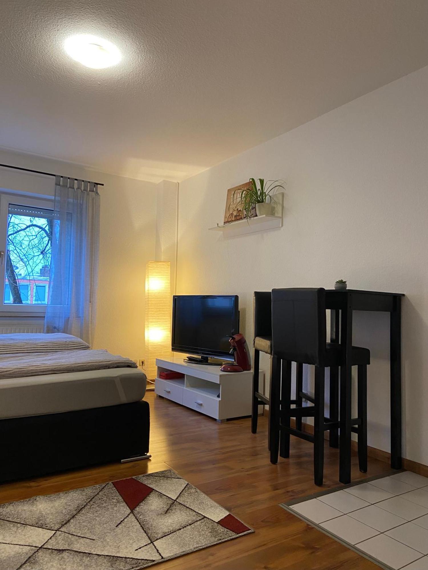 Einzimmerwohnung In Kassel Mitte Esterno foto